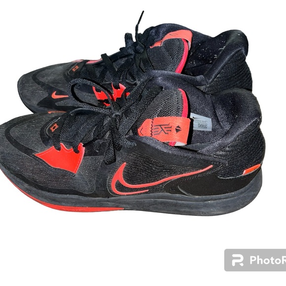 Black and Red Kylie Irving size good condition slightly worn - Picture 2 of 5